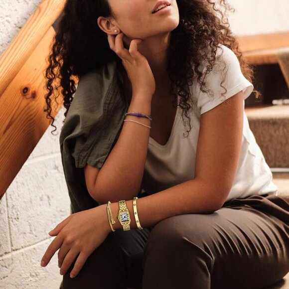 Women’s Gold Bangle Watch and Bracelet Set Elegant Timepieces Jewelry Gift - Picture 5 of 8